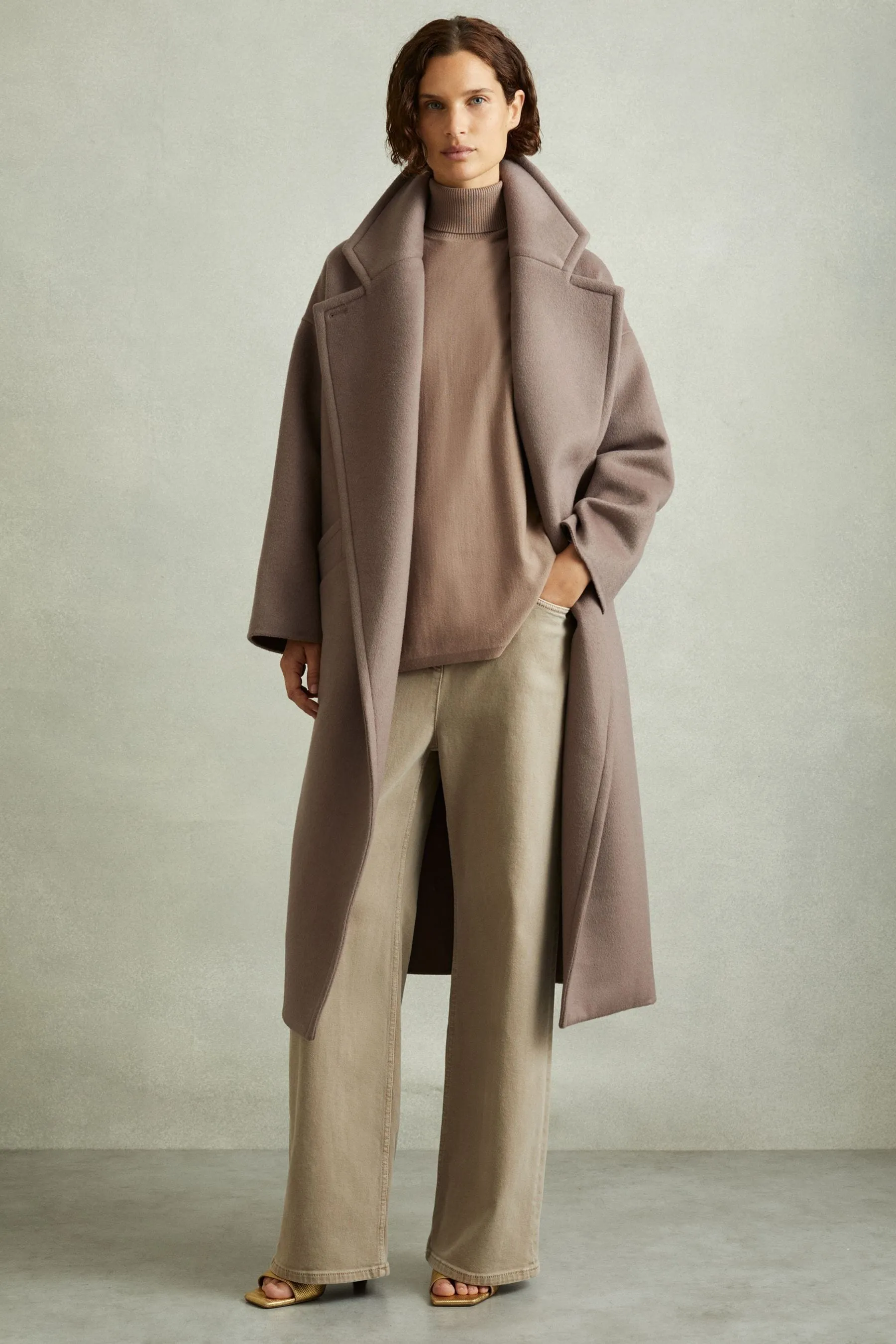 Reiss Sophia Collo alto Maglione a spalla goccia    