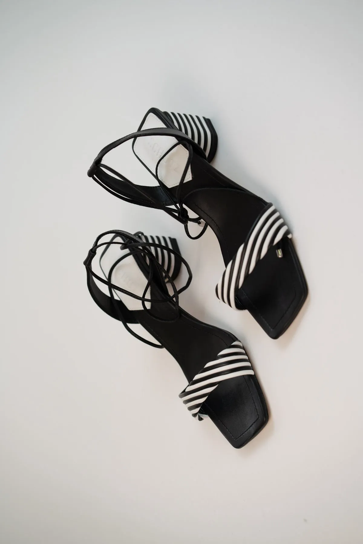 schutz  Scarpa Schutz Black White  